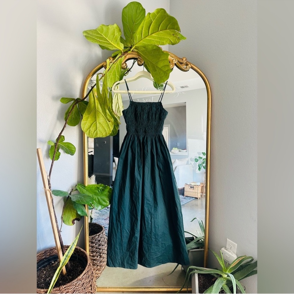 Moon river green lace up smocked midi dress Xs